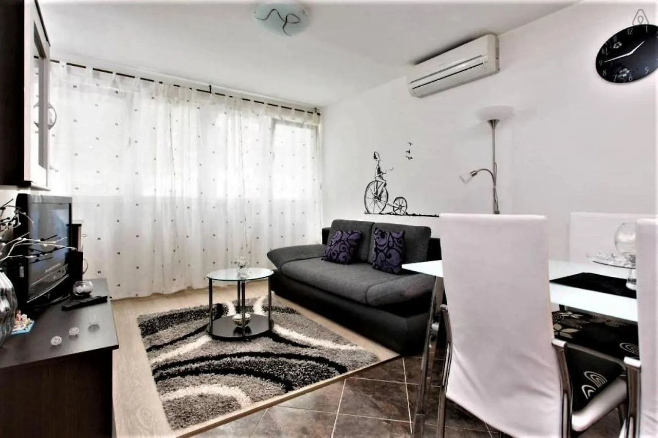 Apartment Stanic - \